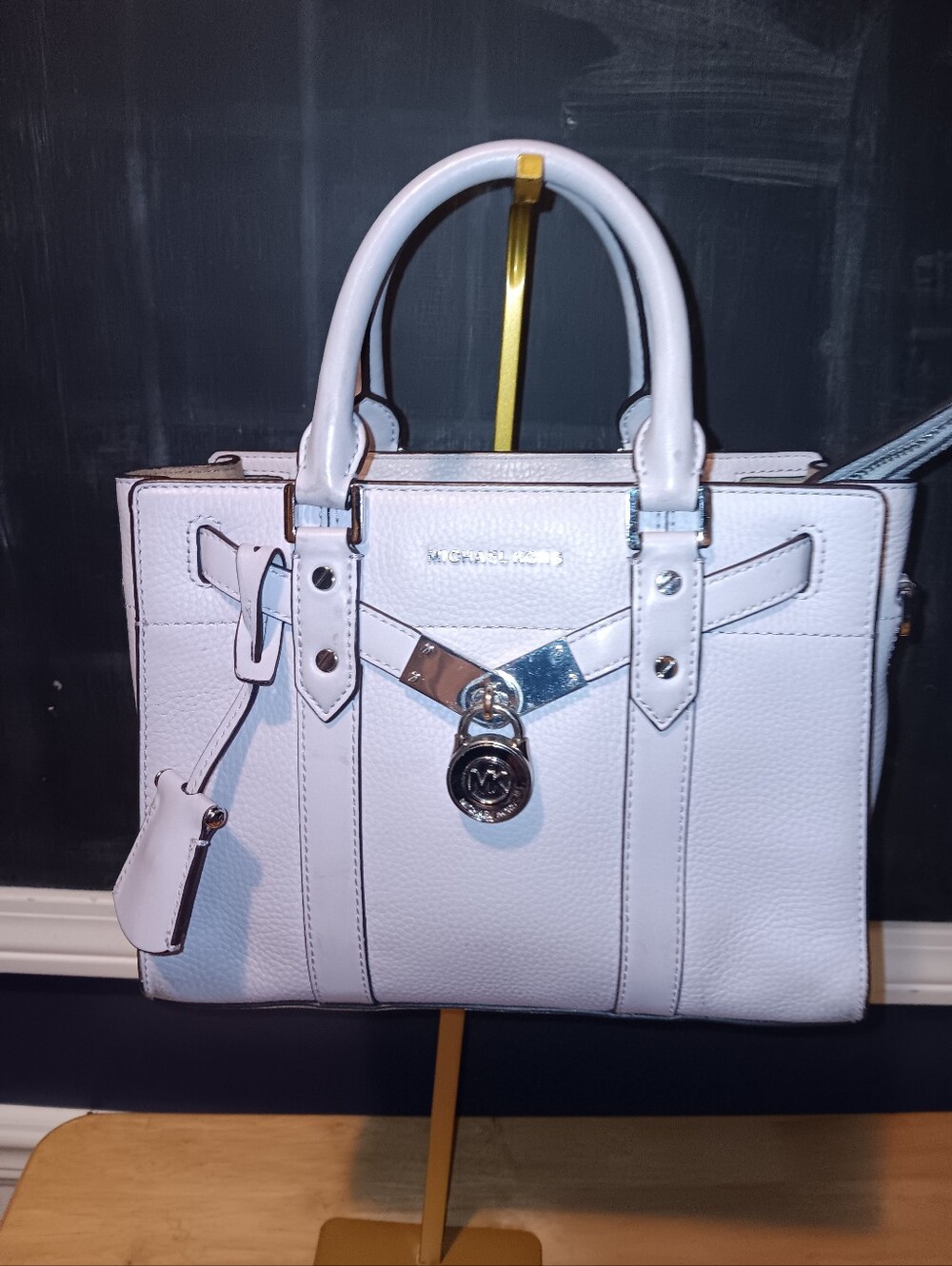 Michael Kors Vintage Nouveau Hamilton White Leather Lock Bag.